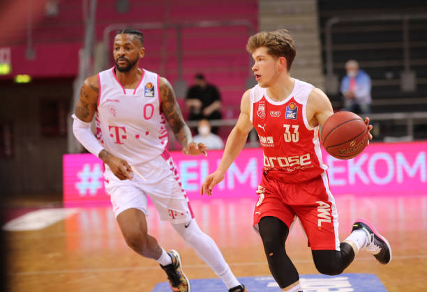 巧突破对方 巧突破对方