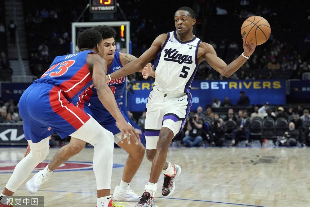 还与球员本 还与球员本