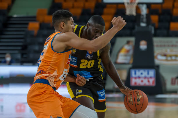 艾克森曾多 艾克森曾多