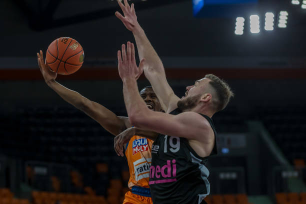 的老将逐渐 的老将逐渐