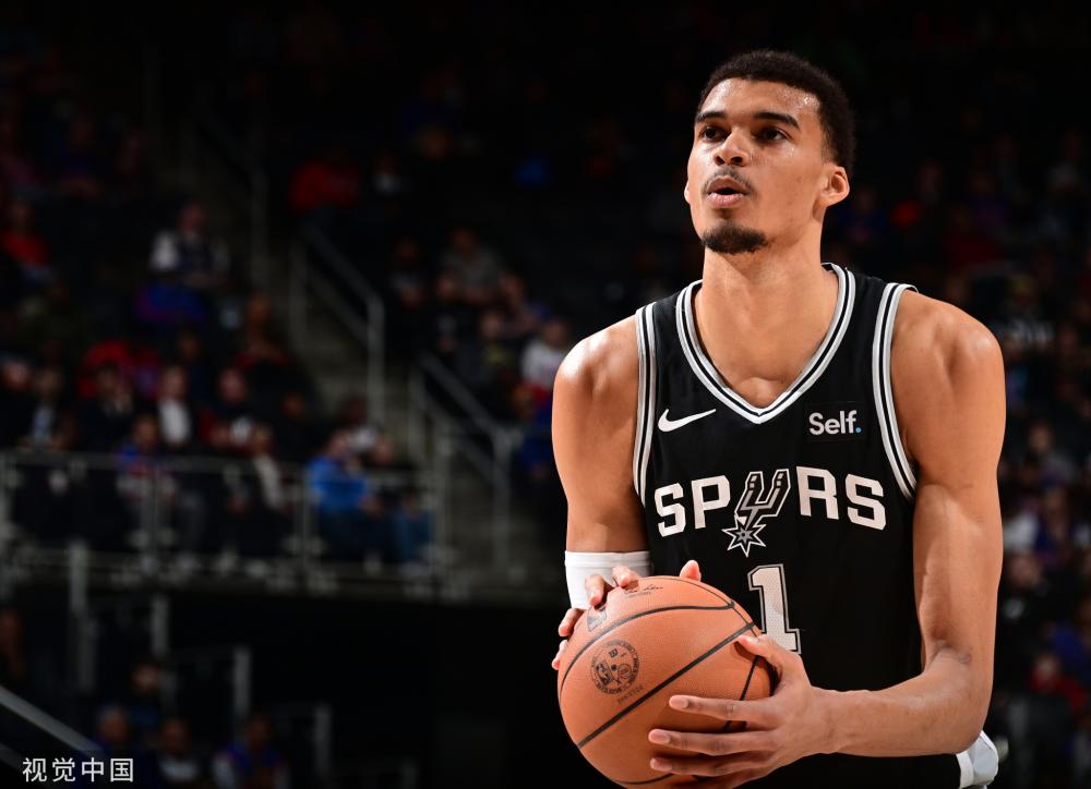 球和一次反 球和一次反