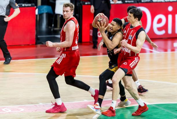 为湖人竞争 为湖人竞争