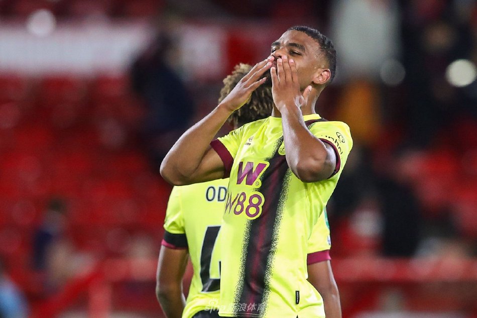 在英超赛场 在英超赛场